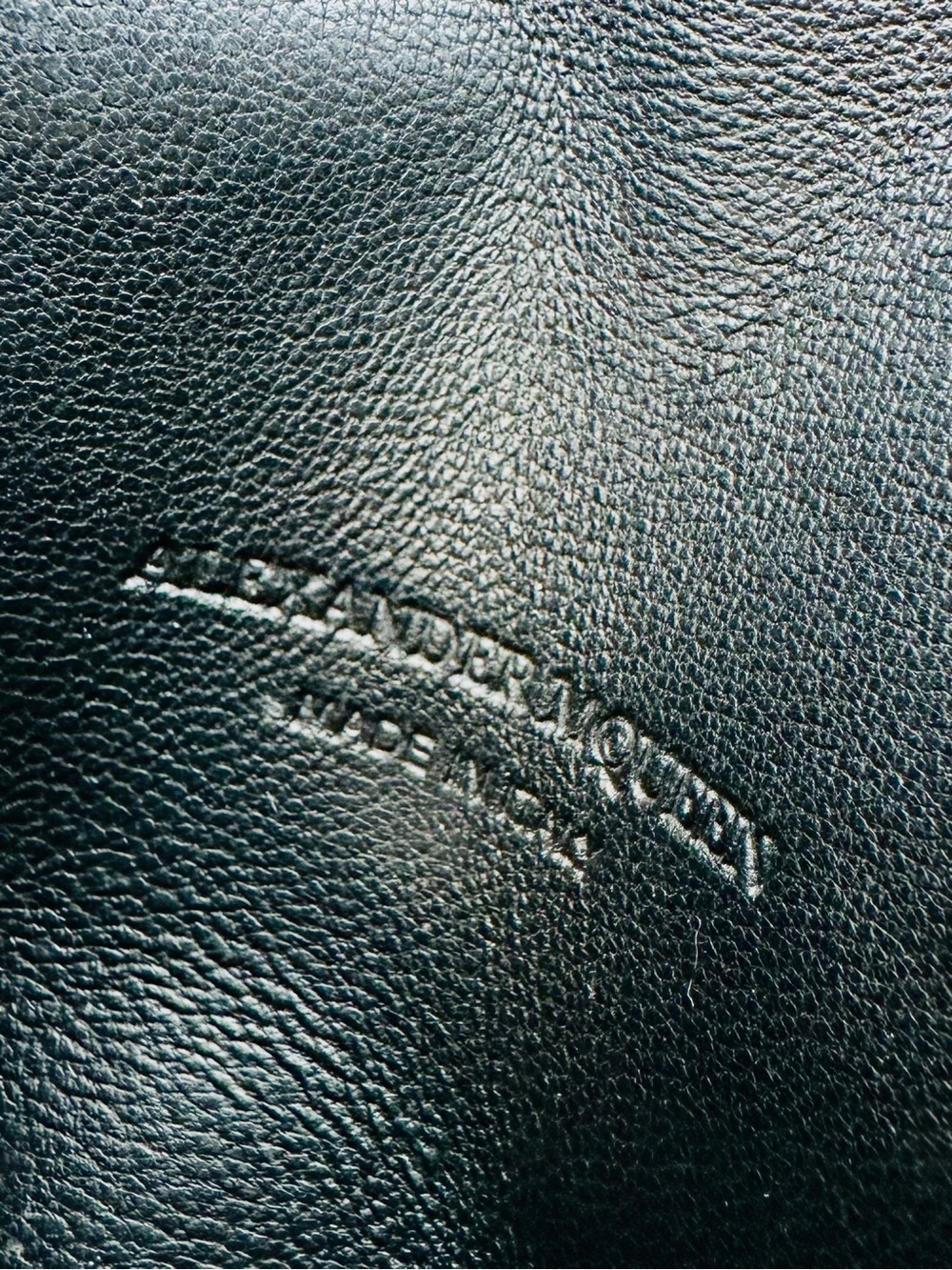 Alexander McQueen White Leather Envelope Card Wallet with Silver Logo - Picture 10 of 10